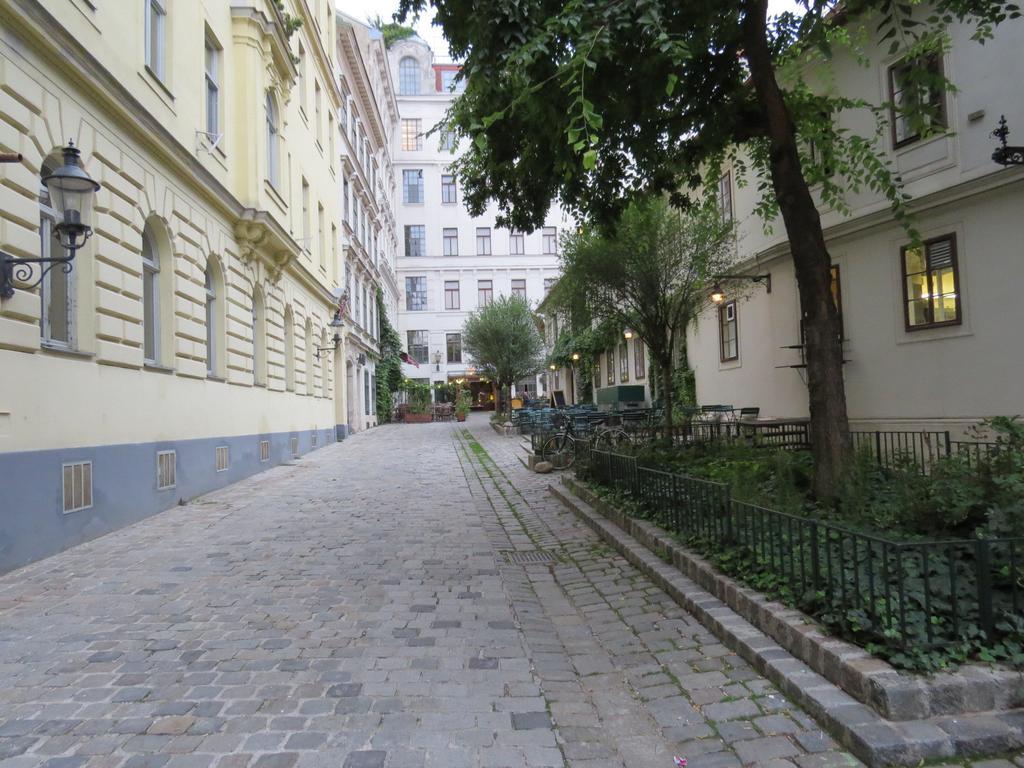 Ferienwohnungen Spittelberg Schrankgasse Wien Zimmer foto